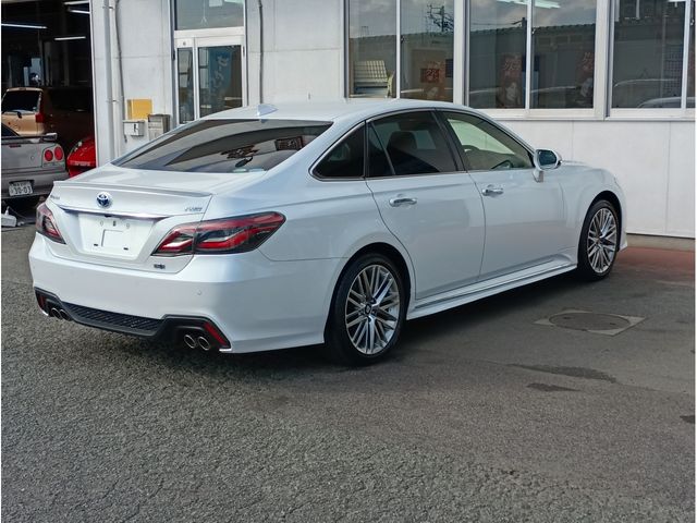 TOYOTA CROWN SEDAN HYBRID 2021 Image 31