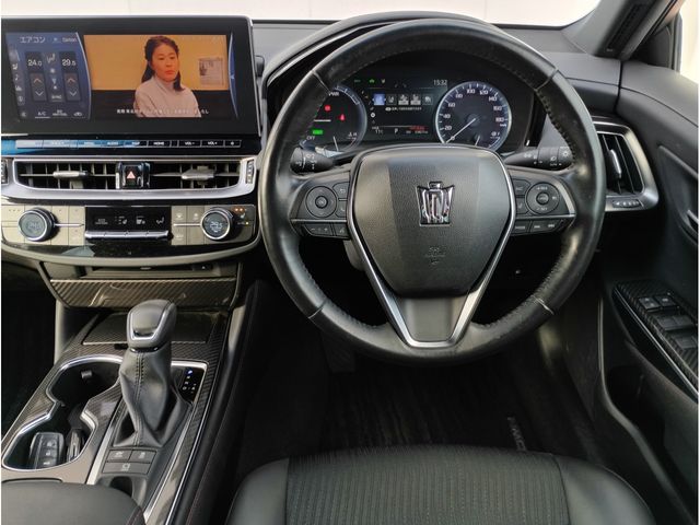 TOYOTA CROWN SEDAN HYBRID 2021 Image 31