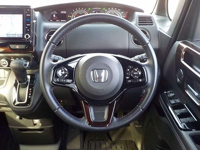 HONDA N BOX CUSTOM 2021 Image 31