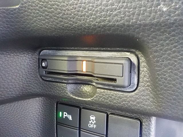 HONDA N BOX CUSTOM 2021 Image 31