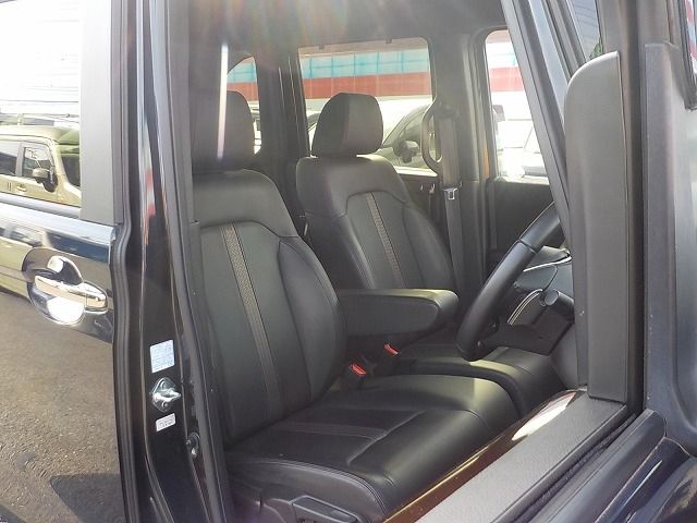 HONDA N BOX CUSTOM 2021 Image 31