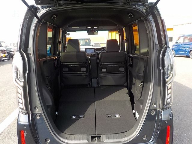 HONDA N BOX CUSTOM 2021 Image 31