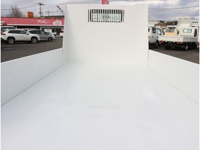 MITSUBISHI CANTER 2016 Image 31