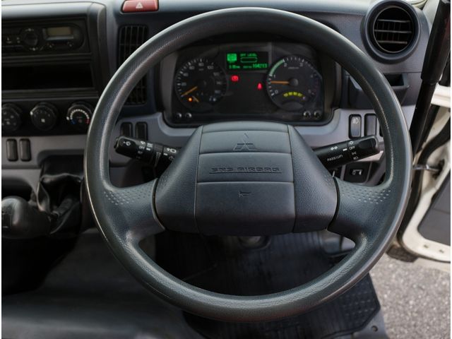 MITSUBISHI CANTER 2016 Image 31