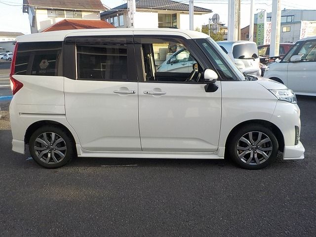 TOYOTA ROOMY 2017 Image 31