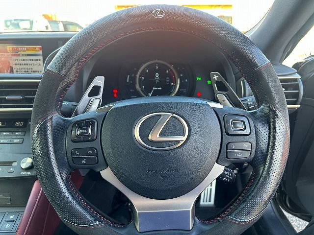 TOYOTA LEXUS RC200T 2017 Image 31