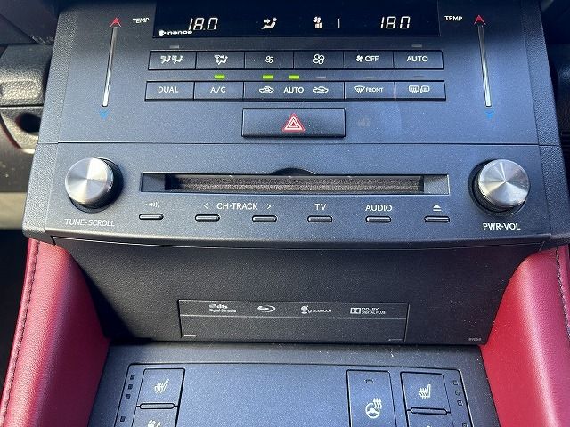 TOYOTA LEXUS RC200T 2017 Image 31