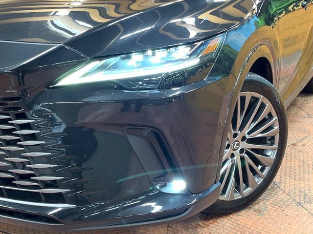 TOYOTA LEXUS RX350H 2023 Image 31
