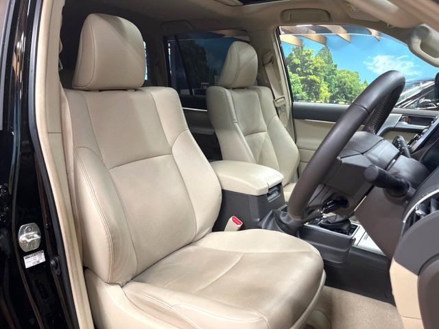 TOYOTA LANDCRUISER PRADO 2023 Image 31