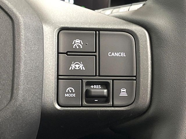 TOYOTA RAV4 HYBRID 4WD 2026 Image 31