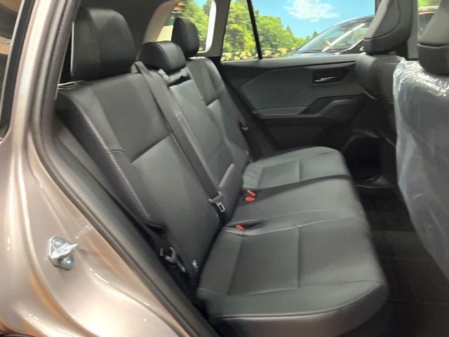 TOYOTA RAV4 HYBRID 4WD 2026 Image 31