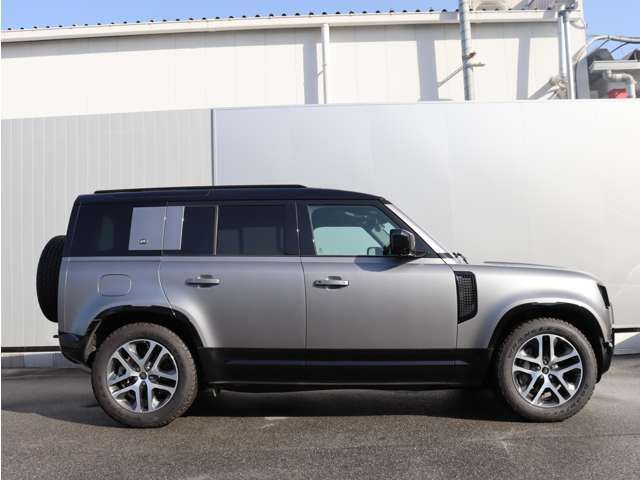 ROVER DEFENDER 2023 Image 31