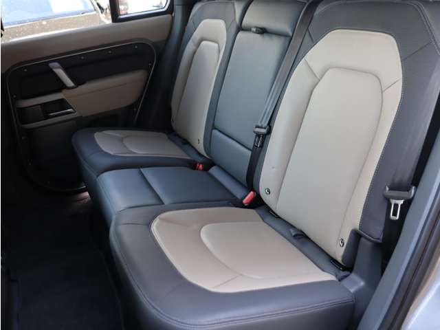 ROVER DEFENDER 2023 Image 31