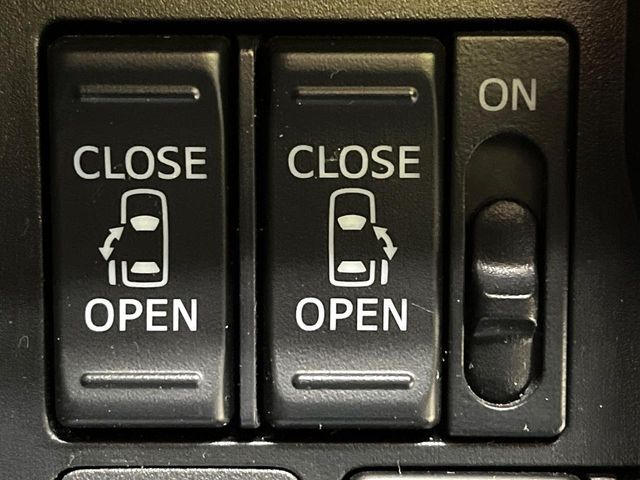 TOYOTA ROOMY 2017 Image 31