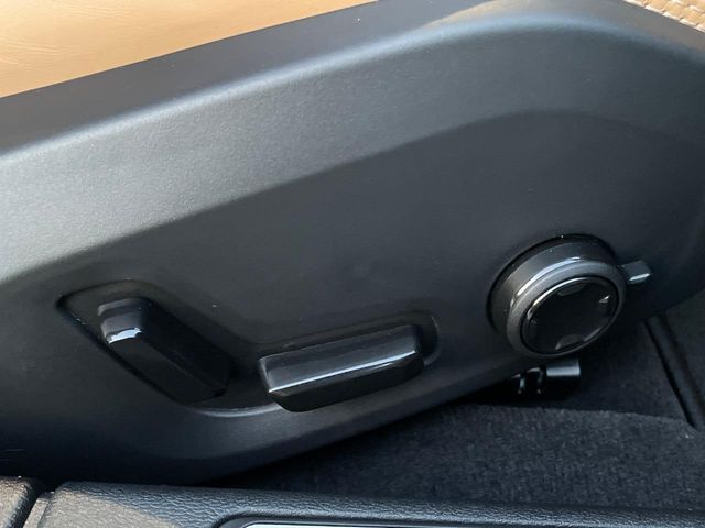 VOLVO V60 2025 Image 31