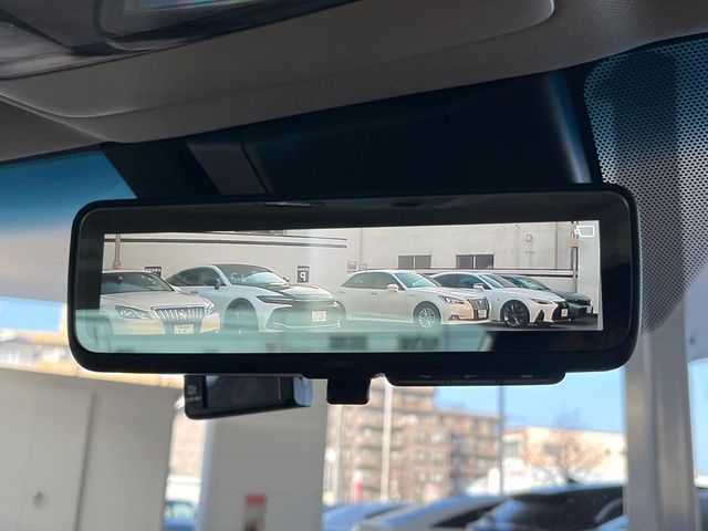 TOYOTA CROWN SEDAN HYBRID 2018 Image 31