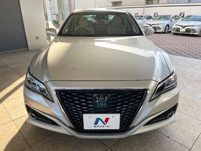 TOYOTA CROWN SEDAN HYBRID 2018 Image 31