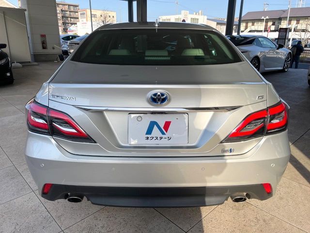 TOYOTA CROWN SEDAN HYBRID 2018 Image 31