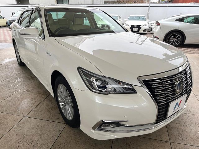 TOYOTA CROWN SEDAN HYBRID 2016 Image 31