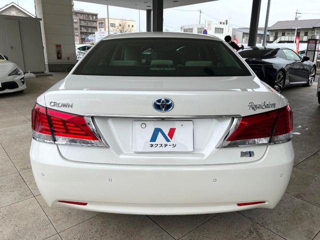 TOYOTA CROWN SEDAN HYBRID 2016 Image 31