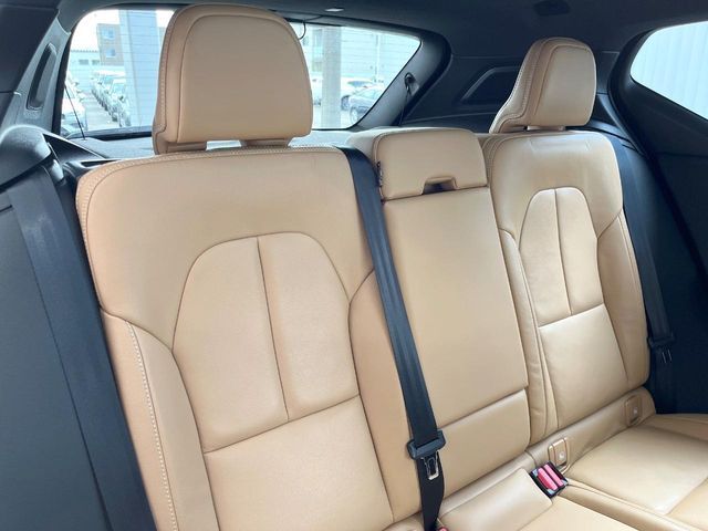 VOLVO XC40 2021 Image 31