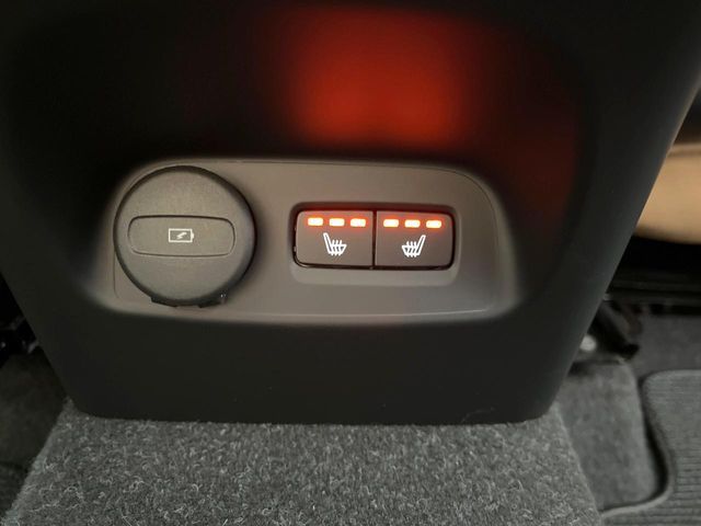 VOLVO XC40 2021 Image 31