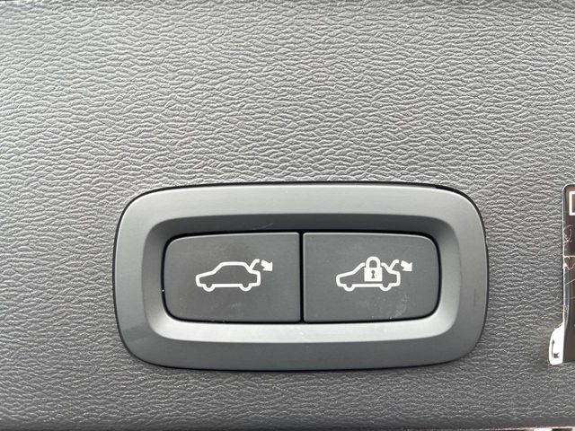 VOLVO XC40 2021 Image 31