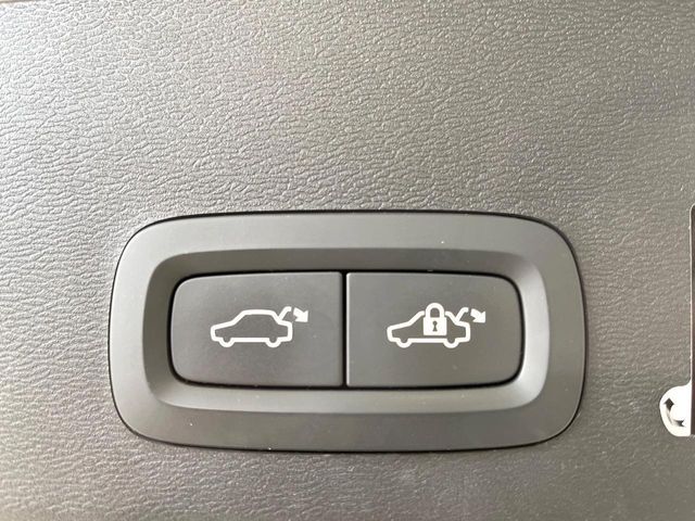 VOLVO XC40 2021 Image 31