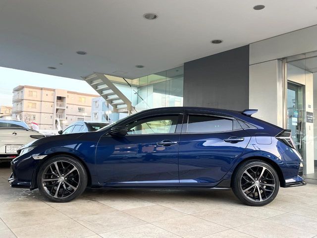 HONDA CIVIC HATCHBACK 2020 Image 31