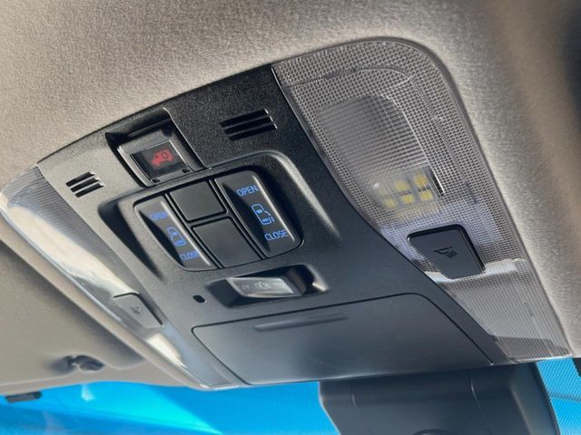 TOYOTA ALPHARD 2018 Image 31