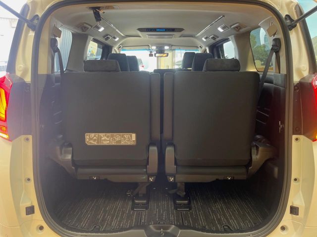 TOYOTA ALPHARD 2018 Image 31