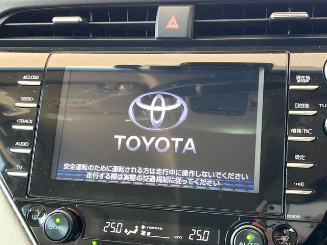 TOYOTA CAMRY HYBRID 2017 Image 31