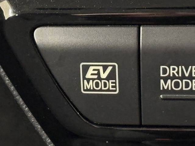 TOYOTA PRIUS 2019 Image 31