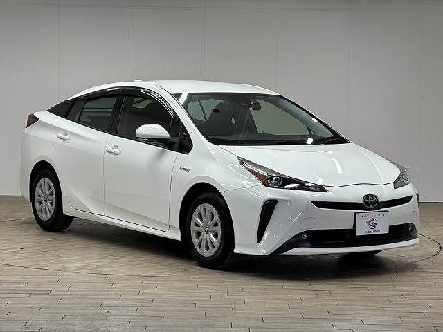 TOYOTA PRIUS 2019 Image 31