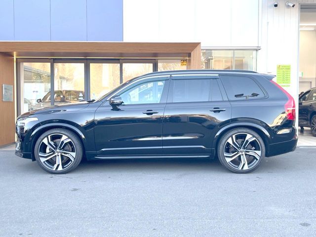 VOLVO XC90 2022 Image 31