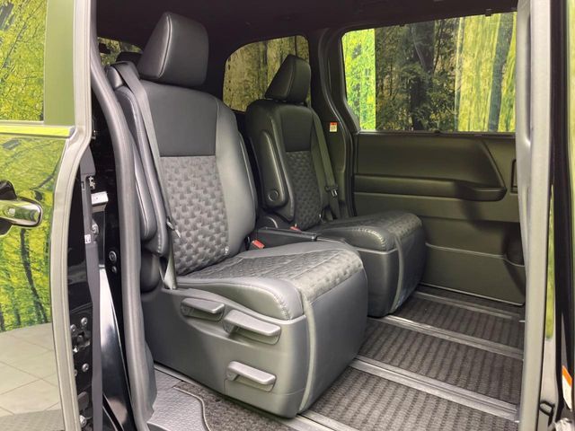 TOYOTA VOXY 2023 Image 31