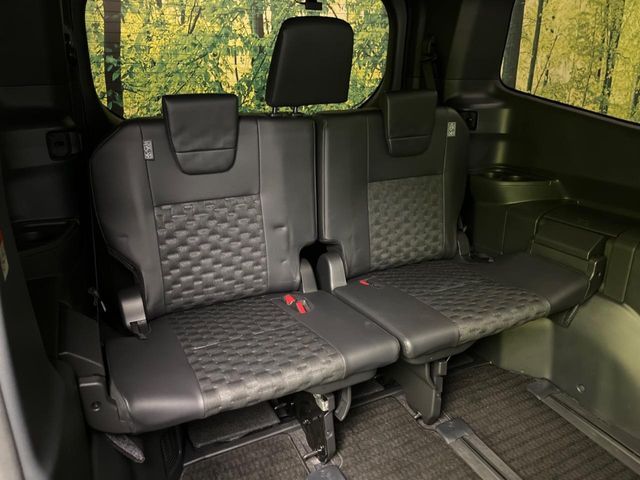 TOYOTA VOXY 2023 Image 31