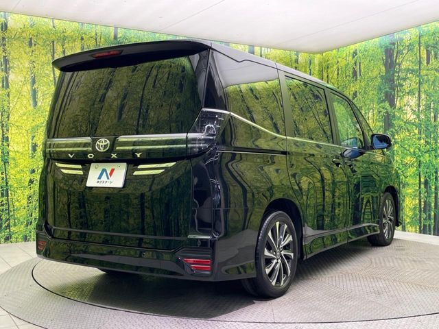 TOYOTA VOXY 2023 Image 31