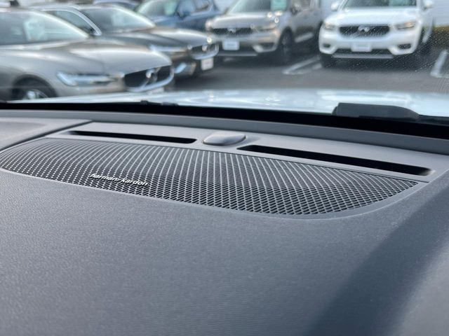 VOLVO XC40 2021 Image 31