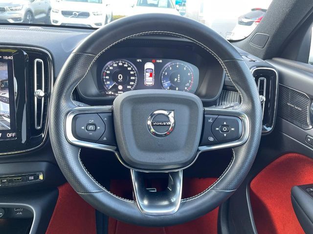 VOLVO XC40 2021 Image 31