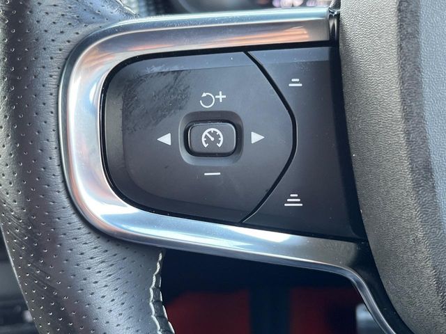 VOLVO XC40 2021 Image 31