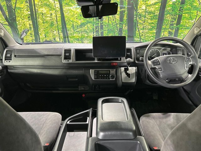 TOYOTA HIACE WAGON 4WD 2024 Image 31