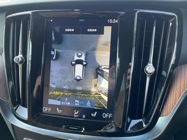 VOLVO V60 2021 Image 31