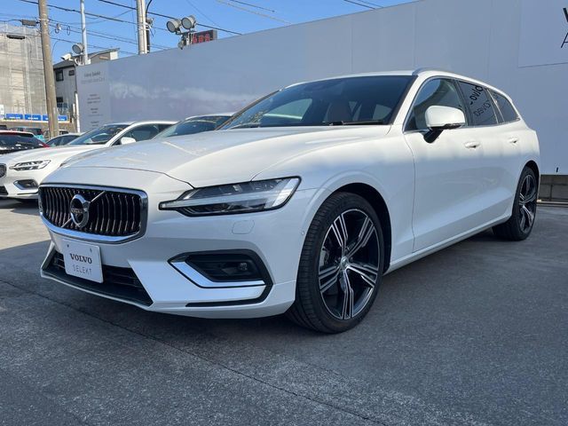 VOLVO V60 2021 Image 31