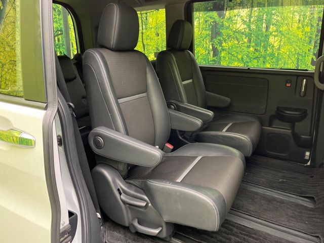 HONDA STEPWAGON E:HEV SPAD 2021 Image 31