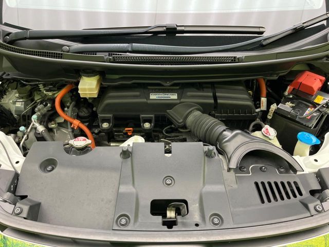 HONDA STEPWAGON E:HEV SPAD 2021 Image 31