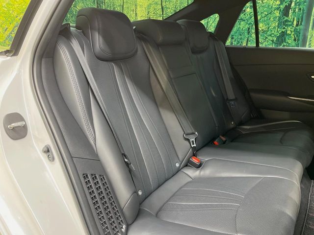 TOYOTA CROWN SEDAN HYBRID 2021 Image 31