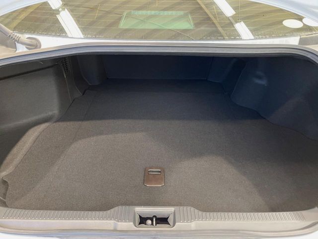 TOYOTA CROWN SEDAN HYBRID 2021 Image 31