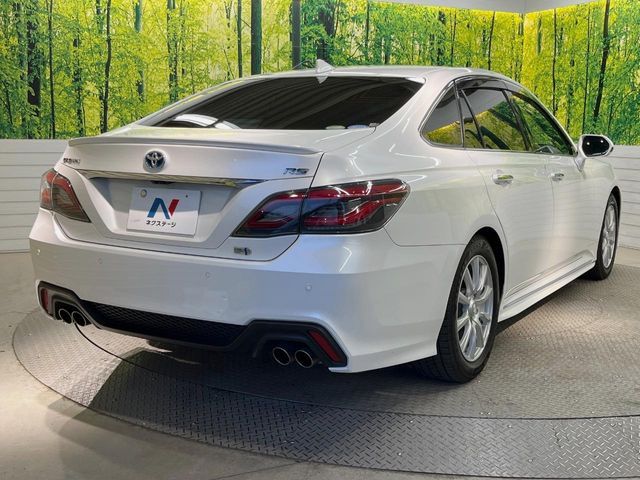 TOYOTA CROWN SEDAN HYBRID 2021 Image 31