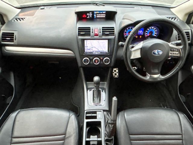 SUBARU XV HYBRID 2014 Image 31